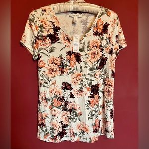 NWT White House Black Market Floral Tee Size XS